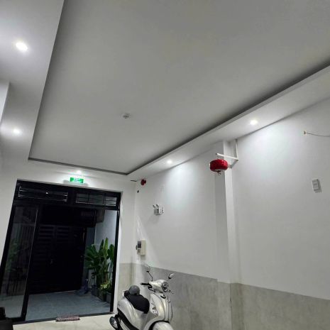 Toà căn hộ 3 tầng 7 phòng đang cho thuê full - đường 7704701