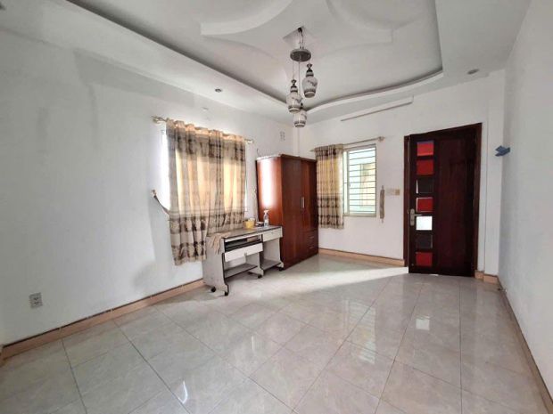 Nhà giá 3.9 tỷ tại linh xuân  56m², 3 tầng 3pn, gần phạm 7705414
