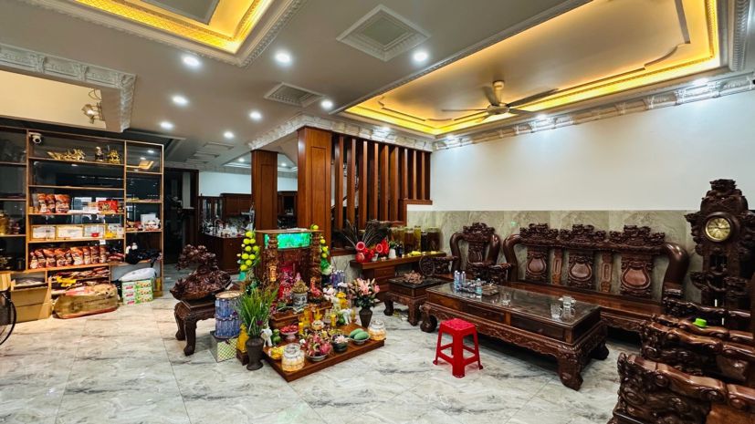 Bán nhà 4 tầng diện tích lớn 240m2 tại đường trung mỹ tây 7705420