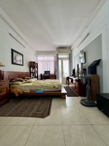 Bán nhà riêng quận 3 -  42m2 xây 5 tầng, 4pn, gần trần 7706139
