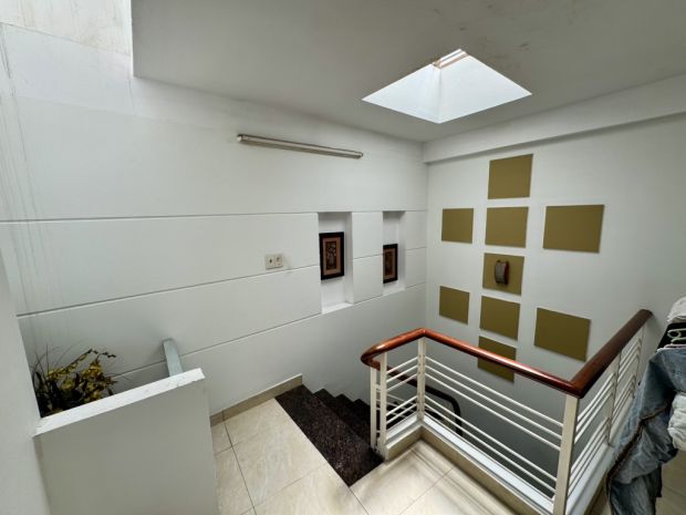 Bán nhà riêng quận 3 -  42m2 xây 5 tầng, 4pn, gần trần 7706141