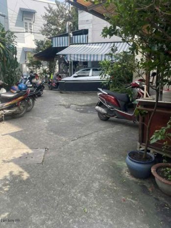 Hạ giá  2 tỷ -  còn 15,5 tỷ  khuôn đất 220m², ngang 10,2m 7707212