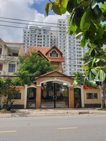 28tý900tr cho biệt thự mạt tiền nguyễn bình nhà bè 7708564