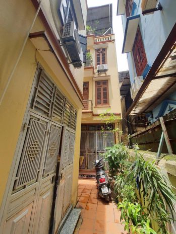 Cần cho thuê nhà riêng 4 phòng ở nhân chính, thanh xuân  15 7709359