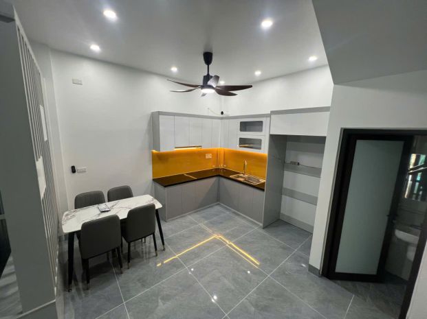 Bán nhà 3 tầng điện biên phủ gần tuệ tĩnh giá 2.x tỷ 7709373