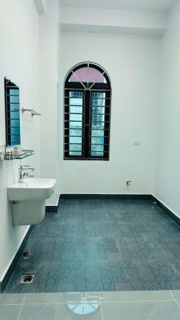 Bán nhà 3 tầng điện biên phủ gần tuệ tĩnh giá 2.x tỷ 7709375