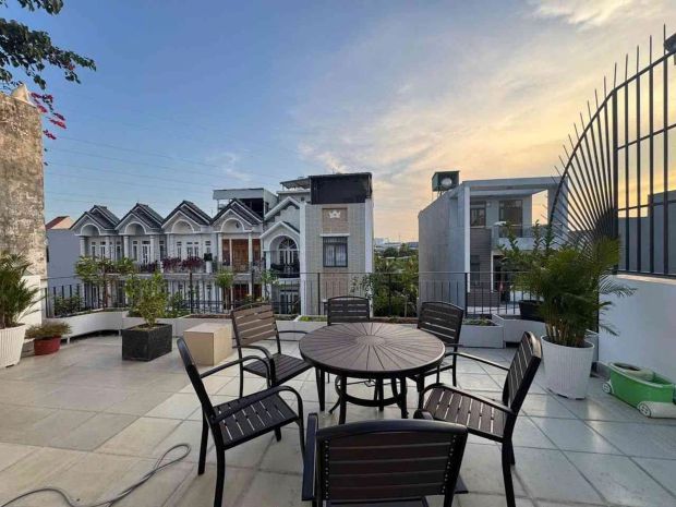 Bán biệt thự sang, đẹp, thoáng, nội thất cao cấp, hxh vườn 7709482