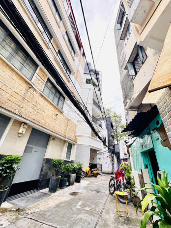 Quận 1: chính chủ 0938676658 bán nhà 3 tầng căn góc 3 mặt 7709595