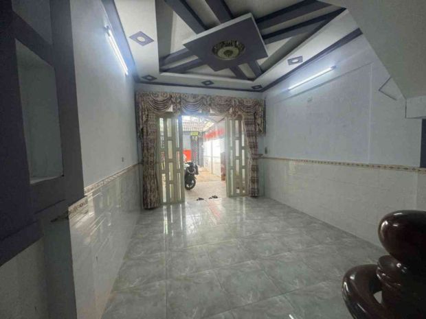 Bán nhà măt tiền q12  4 x21  4 tầng 6,9 tỷ 7709657