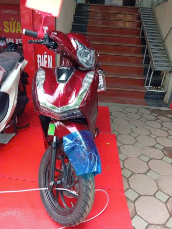 Sang nhượng cửa hàng xe điện  vào là kinh doanh ngay tại 7709771