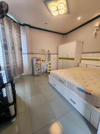 Nhà đường lý thái tổ ngay vòng xoay ngã bảy
nhà 4 tầng 4pn 7710115