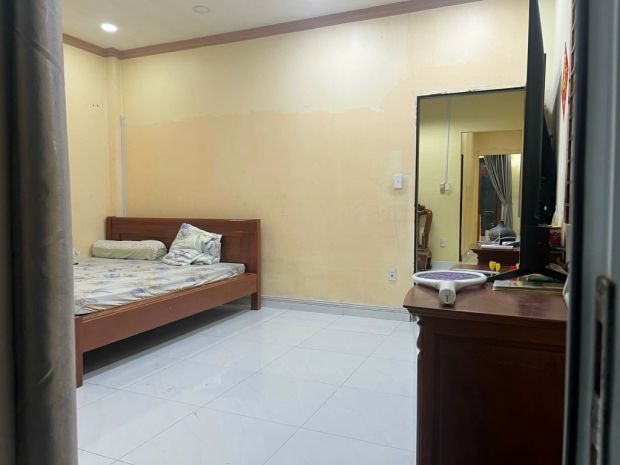 Bán nhà diện tích khủng full thổ kdc hưng long bình chánh - 7710316