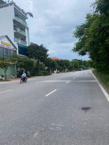 Giá tốt - chính chủ cần bán nhanh lô đất gần cổng bệnh viện 7710753