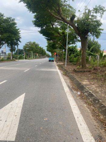 Giá tốt - chính chủ cần bán nhanh lô đất gần cổng bệnh viện 7710754