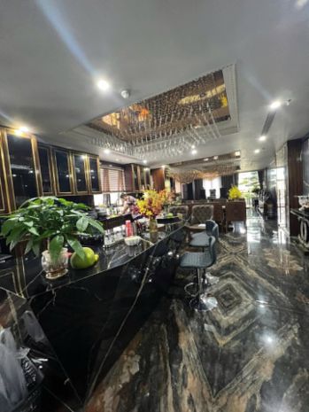 Toà nhà mặt phố nguyễn văn cừ, 140m x 10 tầng, mt 8.6m, 7711684