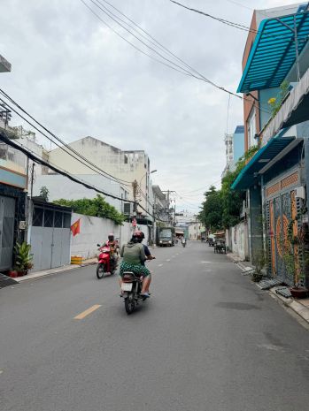 Mặt tiền 180m² - khu vực tô hiệu  đầm sen - ngang rộng 7712020