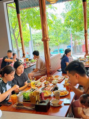 Sang nhượng nhà hàng nướng ngói gia bảo  cs2 hồng tiến, hà 7713635