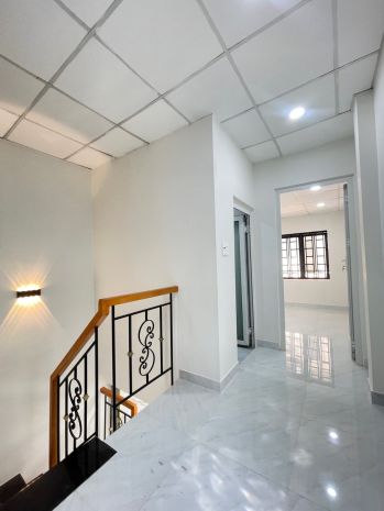 Mặt hẻm xe tải q.8  4 tầng btct 50m² 5pn  đỗ oto thoải 7714057