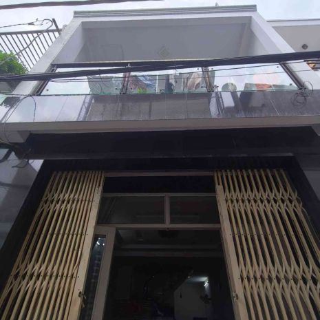 Nhà gần mặt tiền - số vuông đẹp còn mới vô ở ngay 7714997