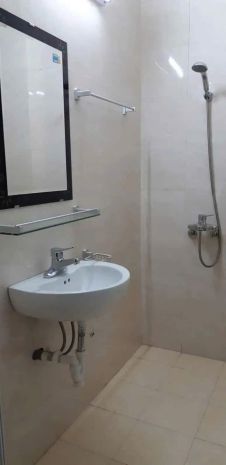 Cho thuê nhà riêng  ngõ 33x định công  50m²  3 tầng  4pn 7715203
