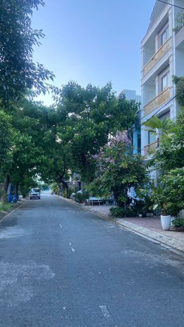 Bán nhà mặt phố đường số 6, linh xuân, thủ đức, tp hcm. dt 7715580