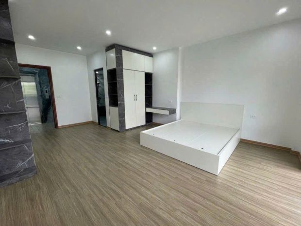 Cho thuê nhà phân lô võ chí công  thông lạc long quân 7715621