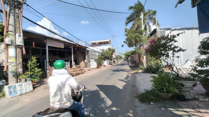 Đầu tư sinh lời - chính chủ cần bán hoặc cho thuê nhà sân 7718474