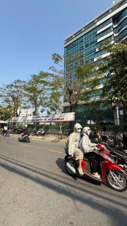 Nhà mặt tiền đối diện đại học công nghiệp   ngang 18,5m - 7719031