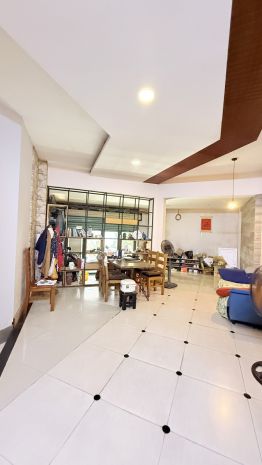 Nhà mặt tiền đối diện đại học công nghiệp   ngang 18,5m - 7719034
