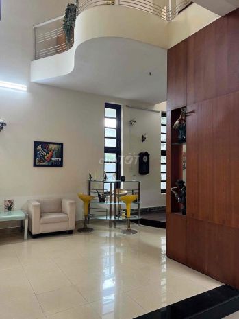 Hot hot  cần bán gấp biệt thự đẹp  8434 khu phố 2, đường 7719126
