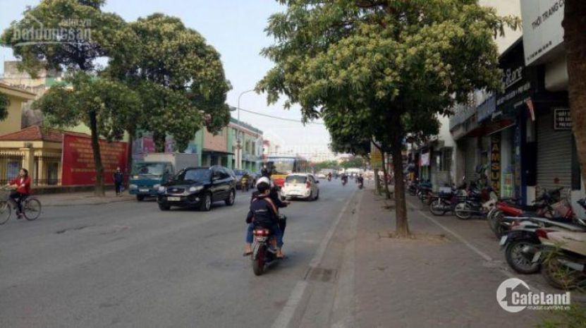 Hiếm! nhà 3 tầng mặt phố ngô xuân quảng  kinh doanh sầm 7719141