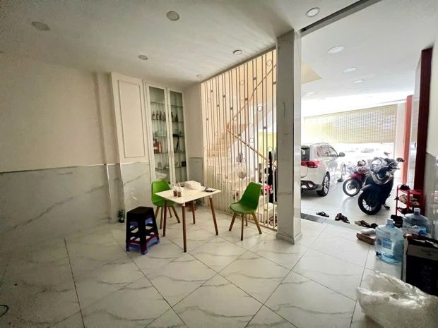 Quận 3: ngang lớn 8,6m*14m vuông vức- bán nhà 5 tầng mặt 7719356