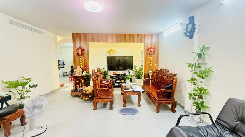 Ngay thống nhất, bv hồng đức, chỉ 7.6 tỷ tl, dt 90m2 chính 7719988