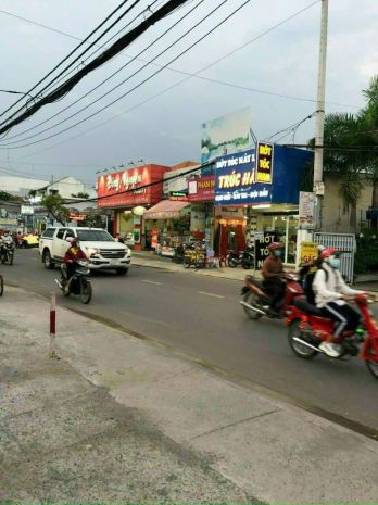 Gấp 2 mt cực đẹp  phan văn hớn  bà điểm, hóc môn  thuê 7720618
