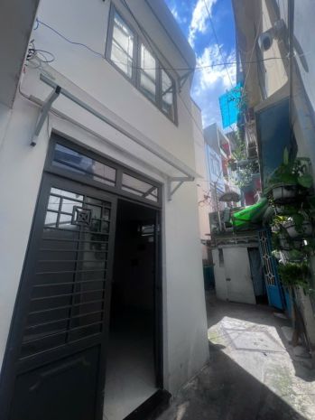 Bán nhà phú nhuận hxh 60m2 2 tầng ngang 10m 3 pn đẹp sát mt 7720868