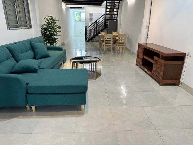 Cho thuê nhà 2 tầng  ô tô đỗ cửa  an hạ 1, an thượng, 7721237