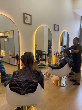 Sang nhượng tiệm tóc  nail - vị trí đẹp trong chung cư cao 7721802