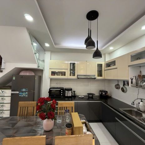 Gần mercedes - nguyễn văn khối  ô tô thông 57m²  4 tầng 7722348