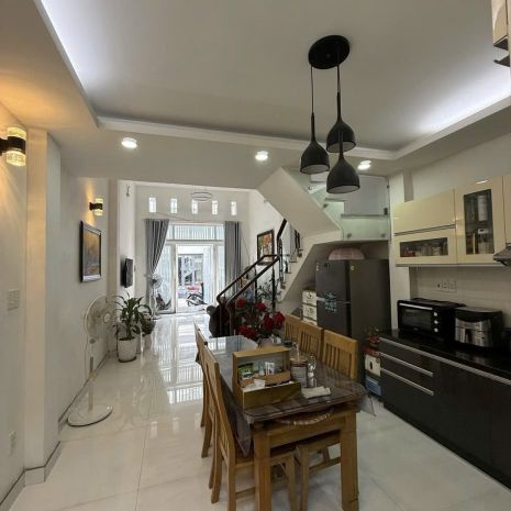 Gần mercedes - nguyễn văn khối  ô tô thông 57m²  4 tầng 7722349