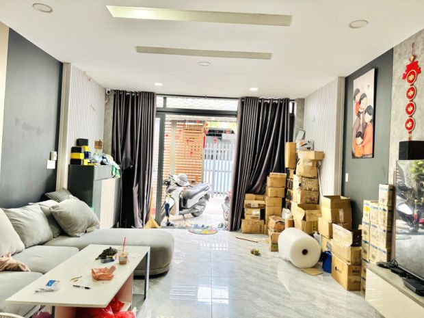 Ngộp bank bán nhà tô ngọc vân 90m², ngang 4,5m, xe tải đậu 7723328
