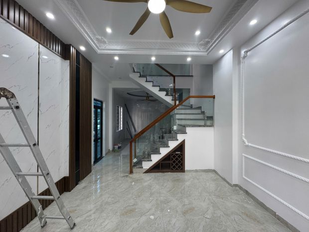 Bán nhà xây mới tinh  lô góc tđc sao sáng, ngô gia tự, hải 7723435