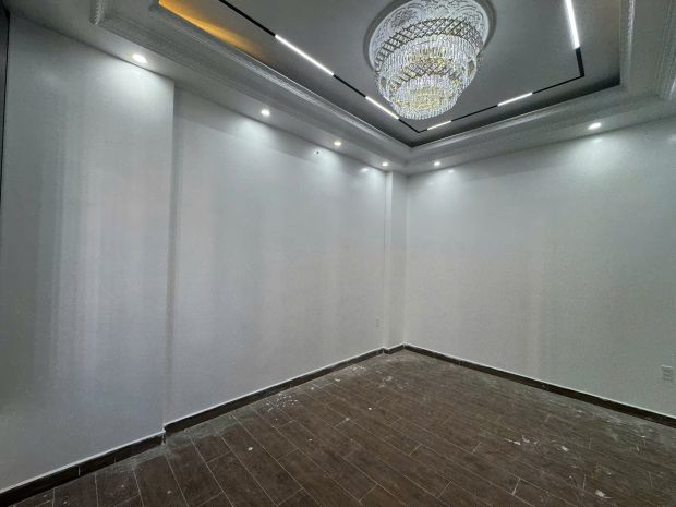 Bán nhà xây mới tinh  lô góc tđc sao sáng, ngô gia tự, hải 7723437