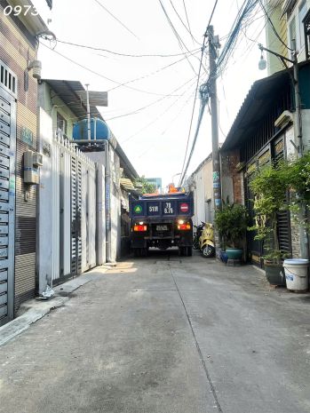 Nhà đẹp 3 tầng giáp lâm thị hố  gần city hiệp thành - 7725261