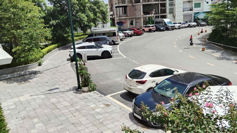 Hiếm tại ciputra! 180m² góc 3 thoáng mở cafe  2 mặt đường 7725438