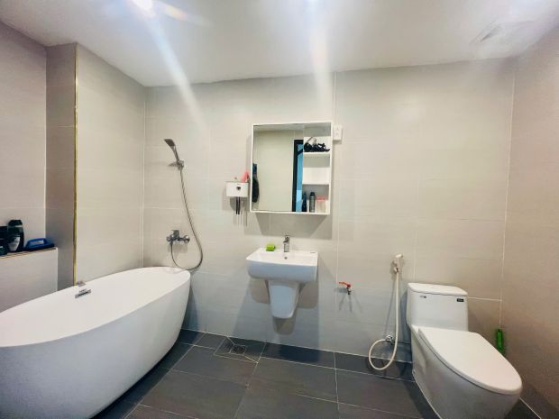 Cho thuê nhà ngay chợ yên phụ  tây hồ  50m²  4 tầng  5pn 7725783