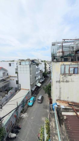 Tòa nhà 6 tầng  hẻm xe tải quay đầu 10m  vừa ở vừa 7725809