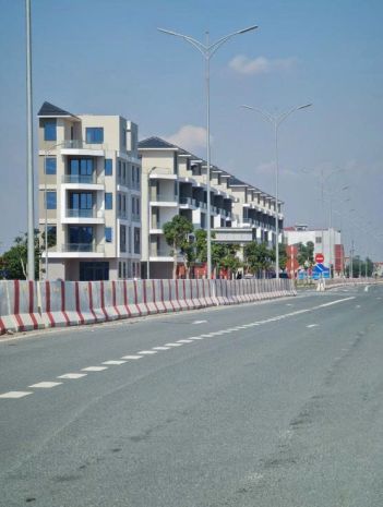 Chính chủ cho thuê nhà nguyên căn cổng khu công nghiệp đồng 7726077
