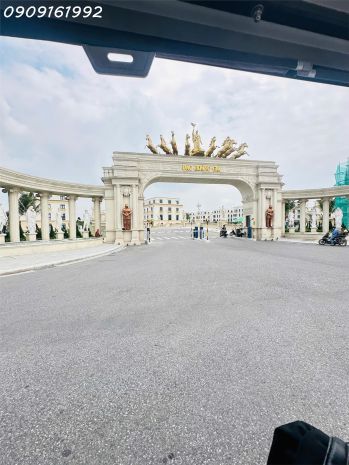 Song lập hoàng gia tại vinhomes vũ yên chỉ hơn 10 tỷ 7726270