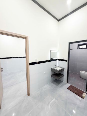 Bán nhà 120m2 trung tâm biên hòa,ngay cổng 2,shr đường ô tô 7726550