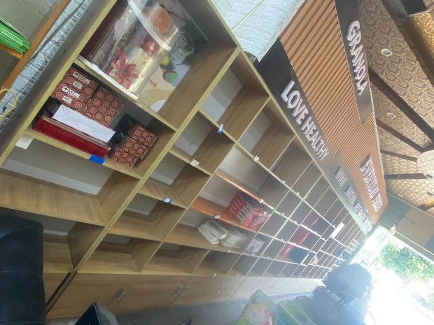Sang nhượng cửa hàng trái cây nhập khẩu địa chỉ: nguyễn văn 7726967